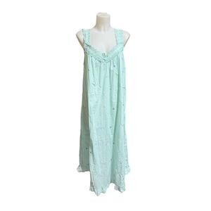 Dreams & Co Vintage Green Pistachio Long Nightgown Embroidered Flowers Plus B293